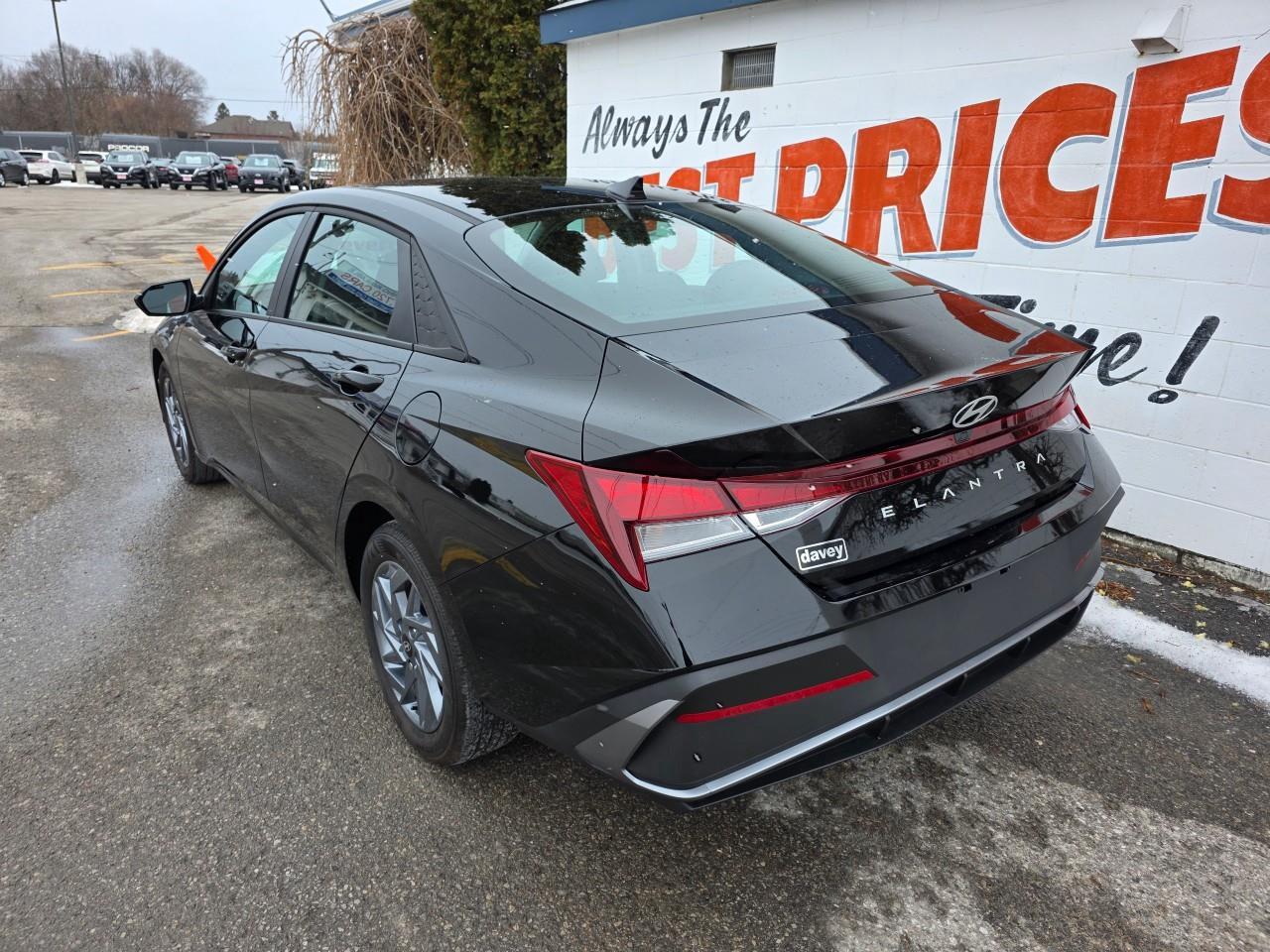 2025 Hyundai Elantra PREFERRED 4DR SEDAN Photo