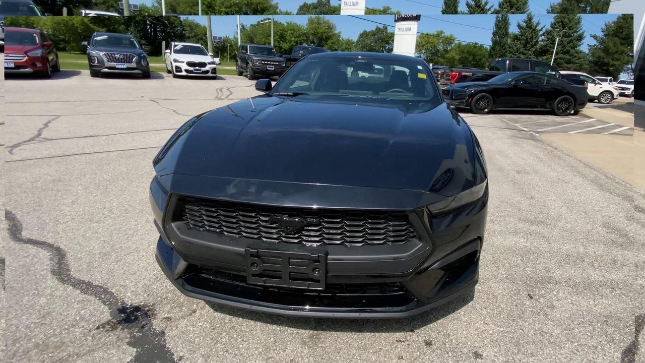 2026 Ford Mustang EcoBoost Photo