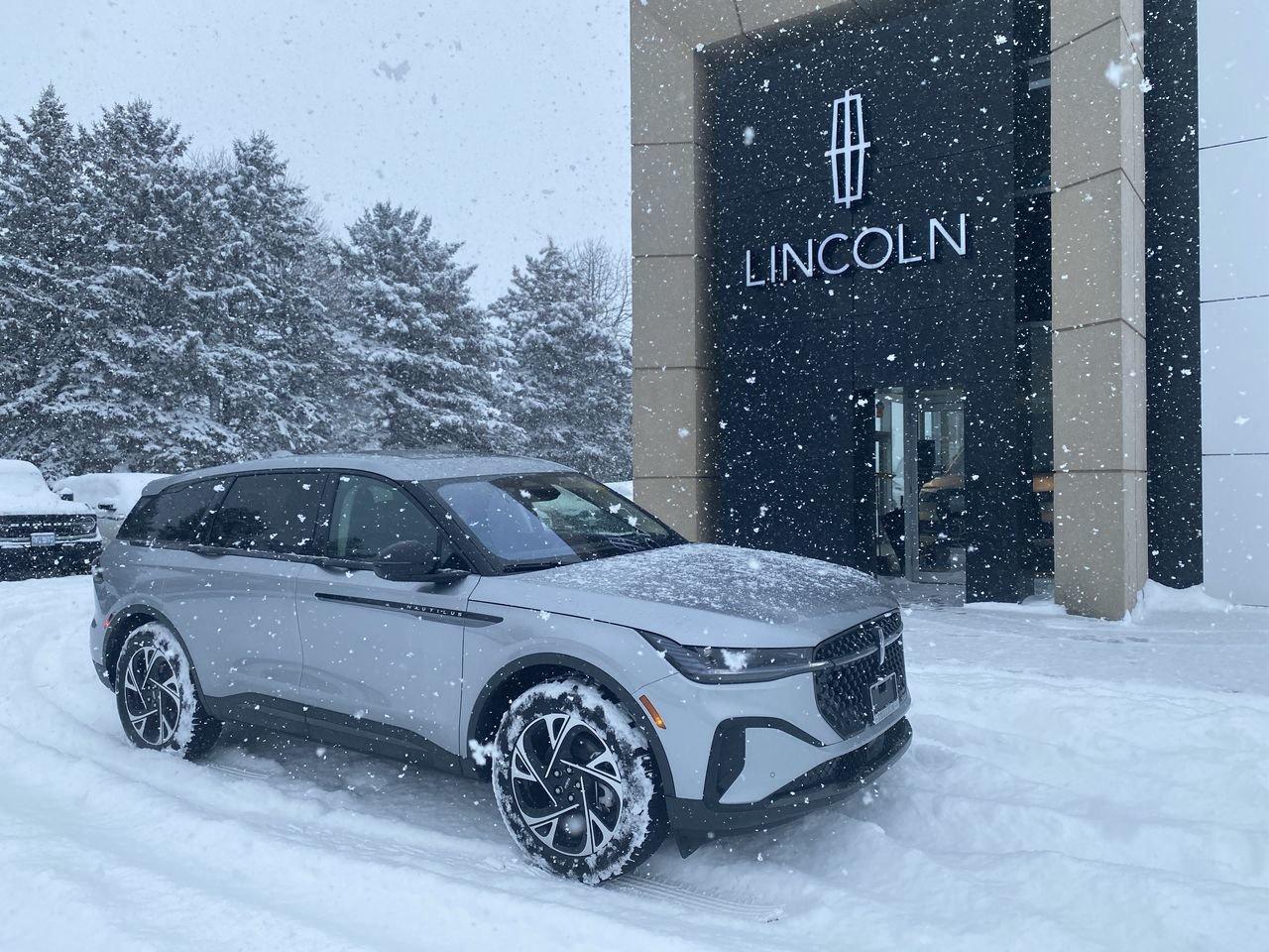 2026 Lincoln Nautilus Premiere Photo