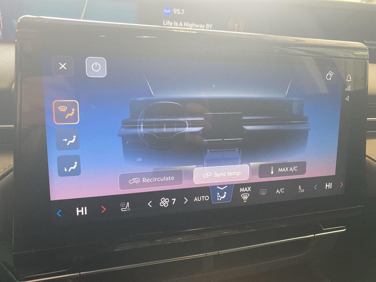 2026 Lincoln Nautilus Premiere Photo