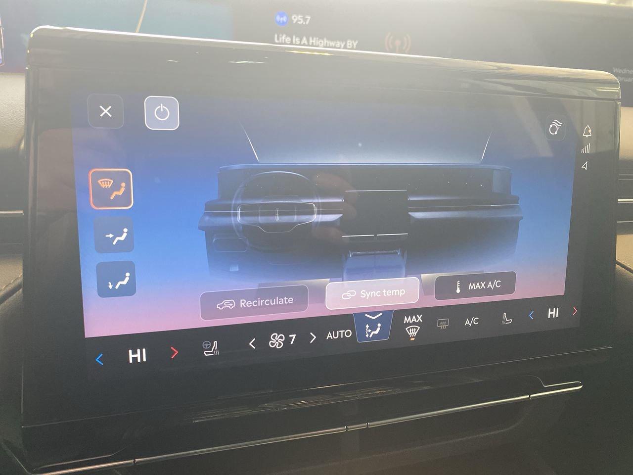 2026 Lincoln Nautilus Premiere Photo