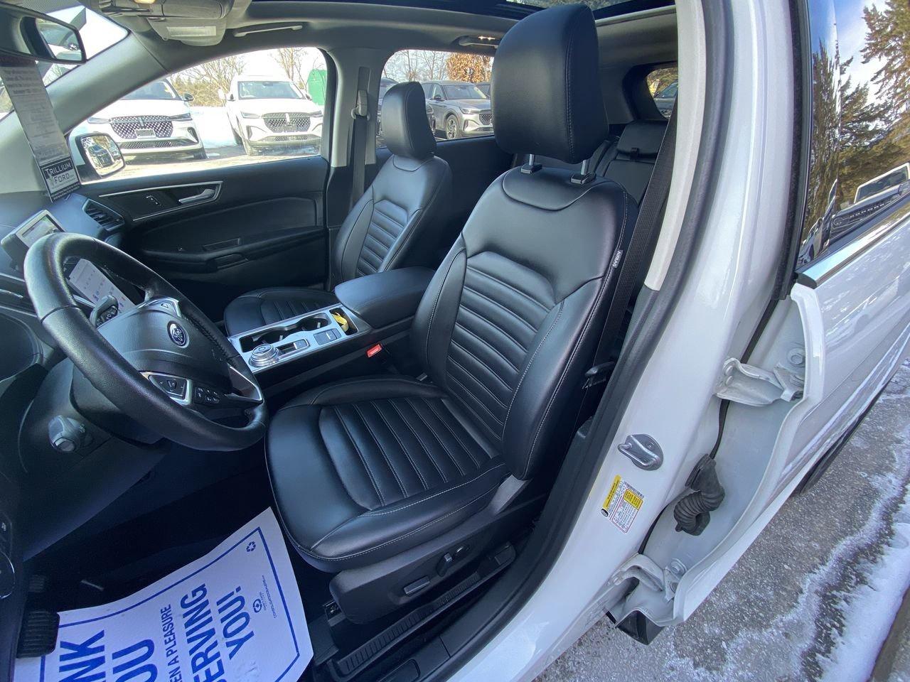 2022 Ford Edge SEL Photo