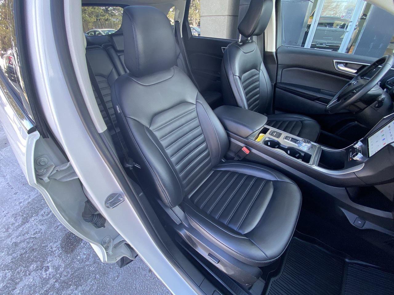 2022 Ford Edge SEL Photo