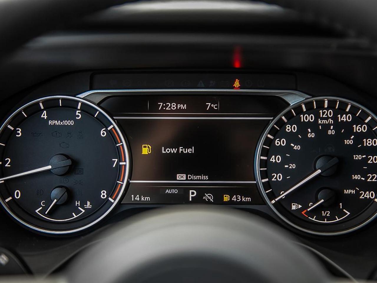 2025 Nissan Rogue SV Moonroof  - Moonroof -  Power Liftgate Photo