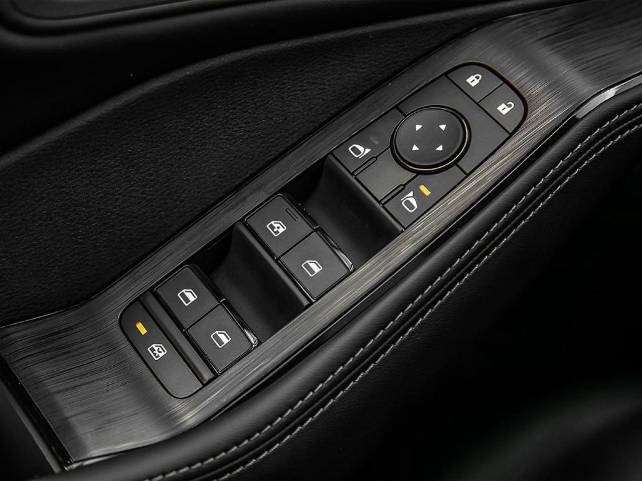 2025 Nissan Rogue SV Moonroof  - Moonroof -  Power Liftgate Photo