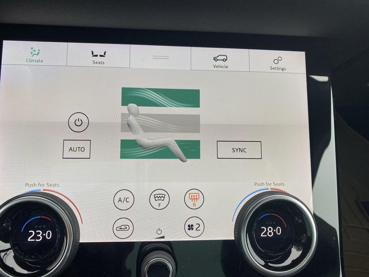 2020 Land Rover Range Rover Evoque R-DYNAMIC SE Photo