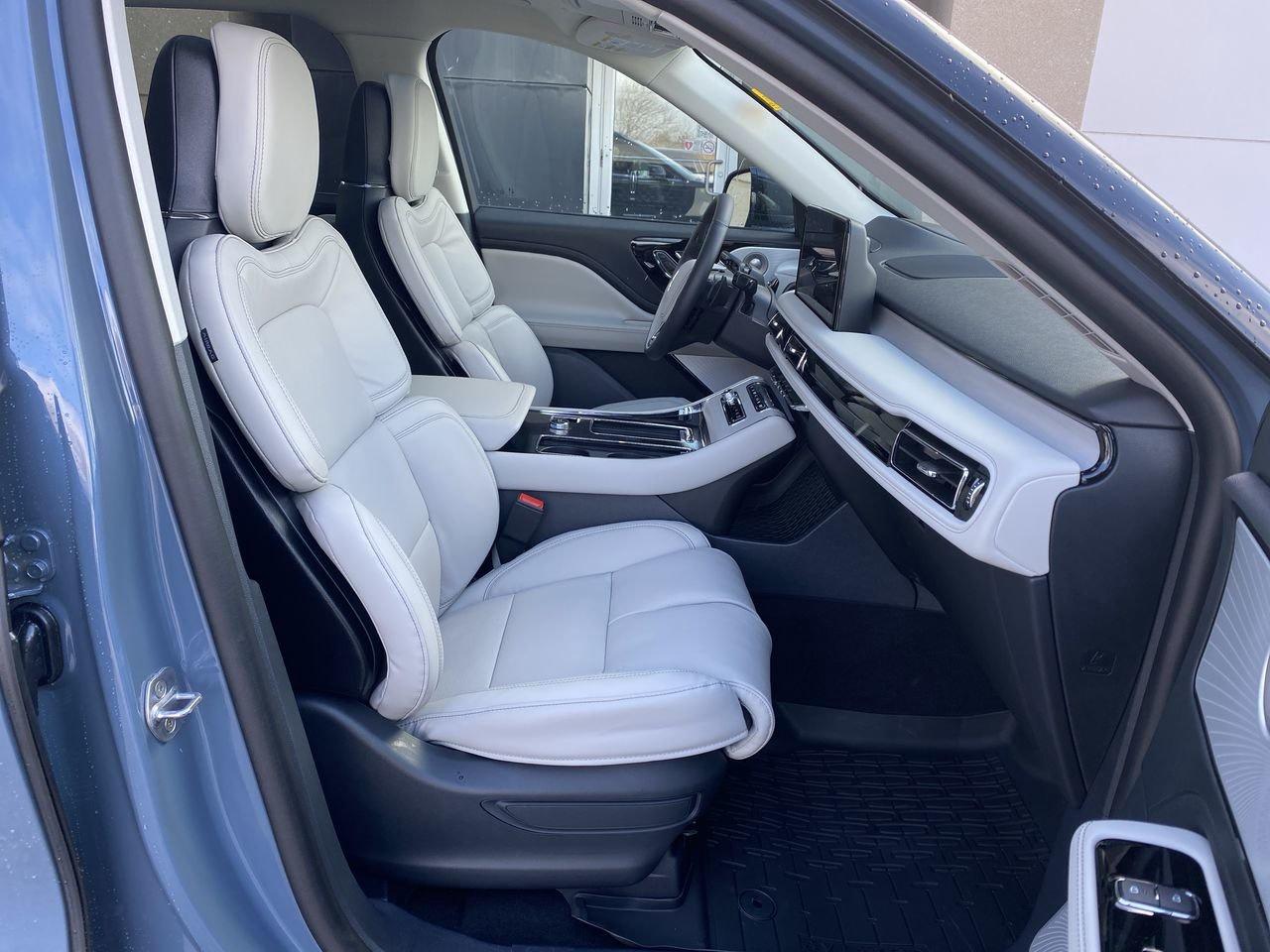 2026 Lincoln Aviator Reserve Photo