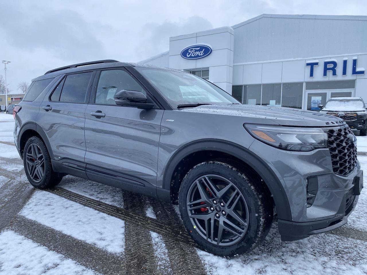 2026 Ford Explorer ST-Line Photo