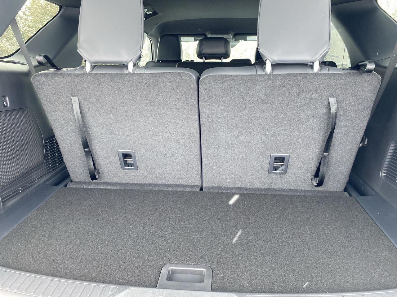 2026 Ford Explorer ST-Line Photo