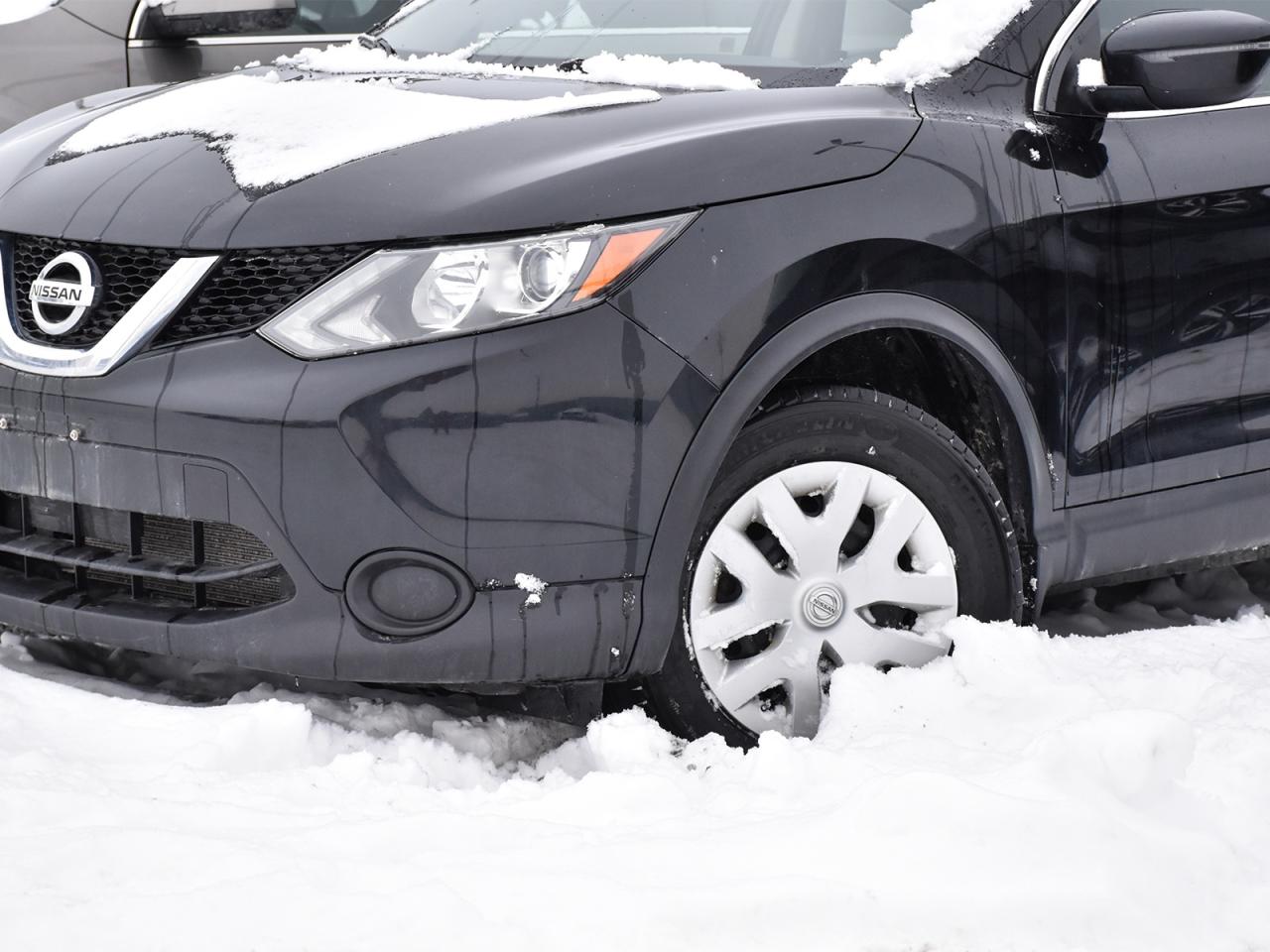 2017 Nissan Qashqai S  - Bluetooth -  Heated Seats Photo