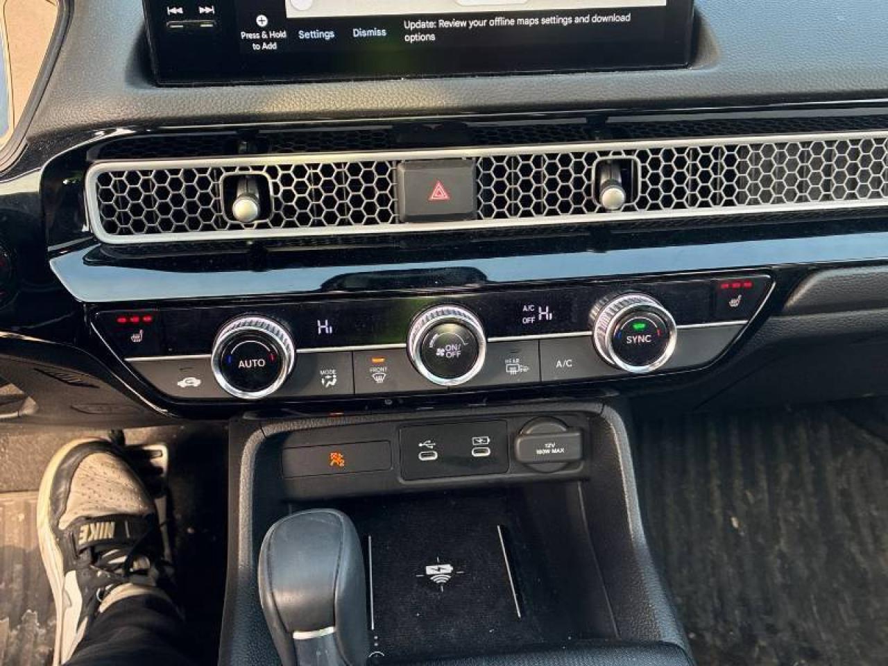 2025 Honda Civic Sedan Hybrid Sport Touring l Hybrid l One Owner l HondaWarranty Photo