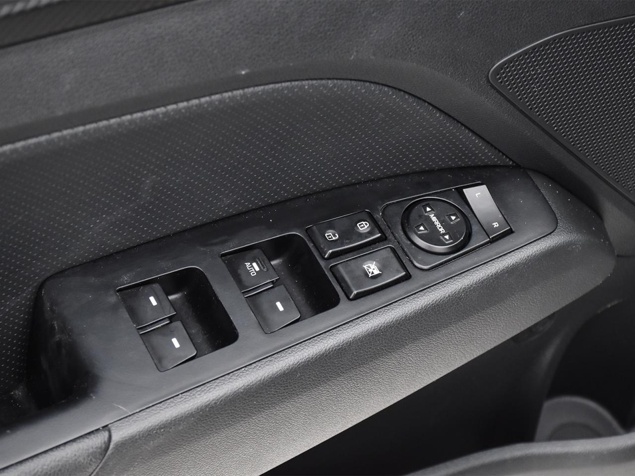 2020 Hyundai Elantra Sport Photo