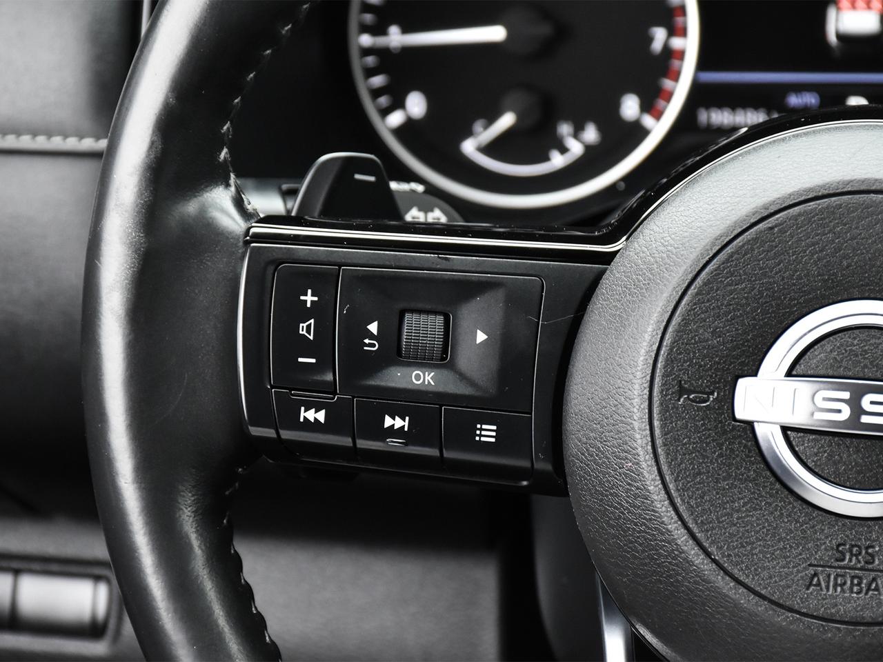 2022 Nissan Pathfinder SV  - Sunroof -  Navigation Photo