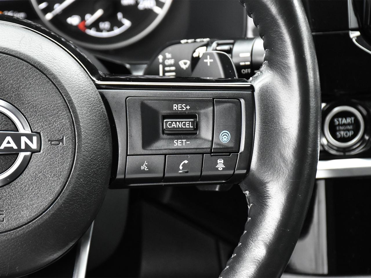 2022 Nissan Pathfinder SV  - Sunroof -  Navigation Photo