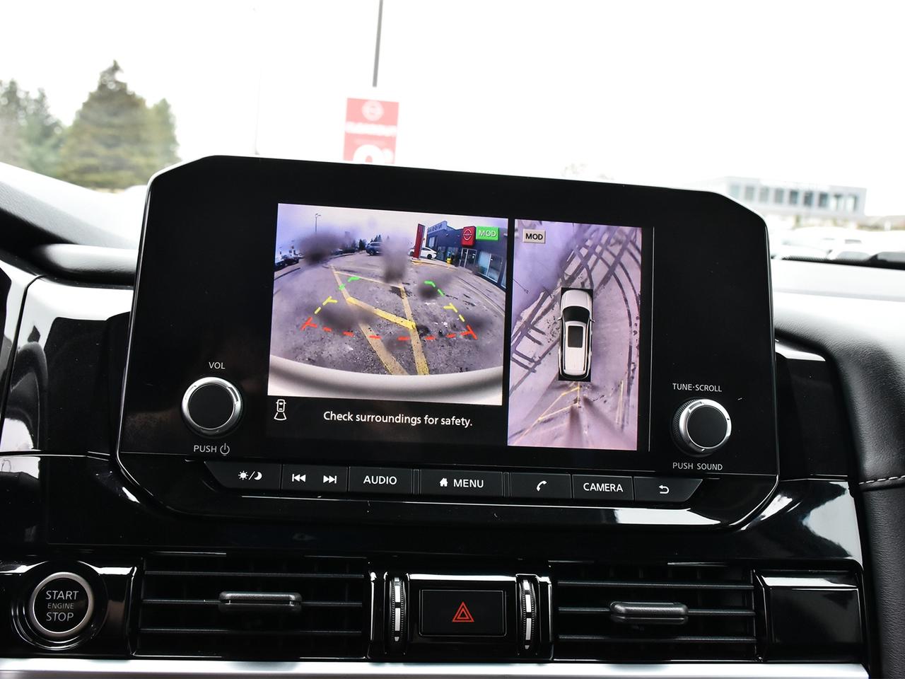 2022 Nissan Pathfinder SV  - Sunroof -  Navigation Photo