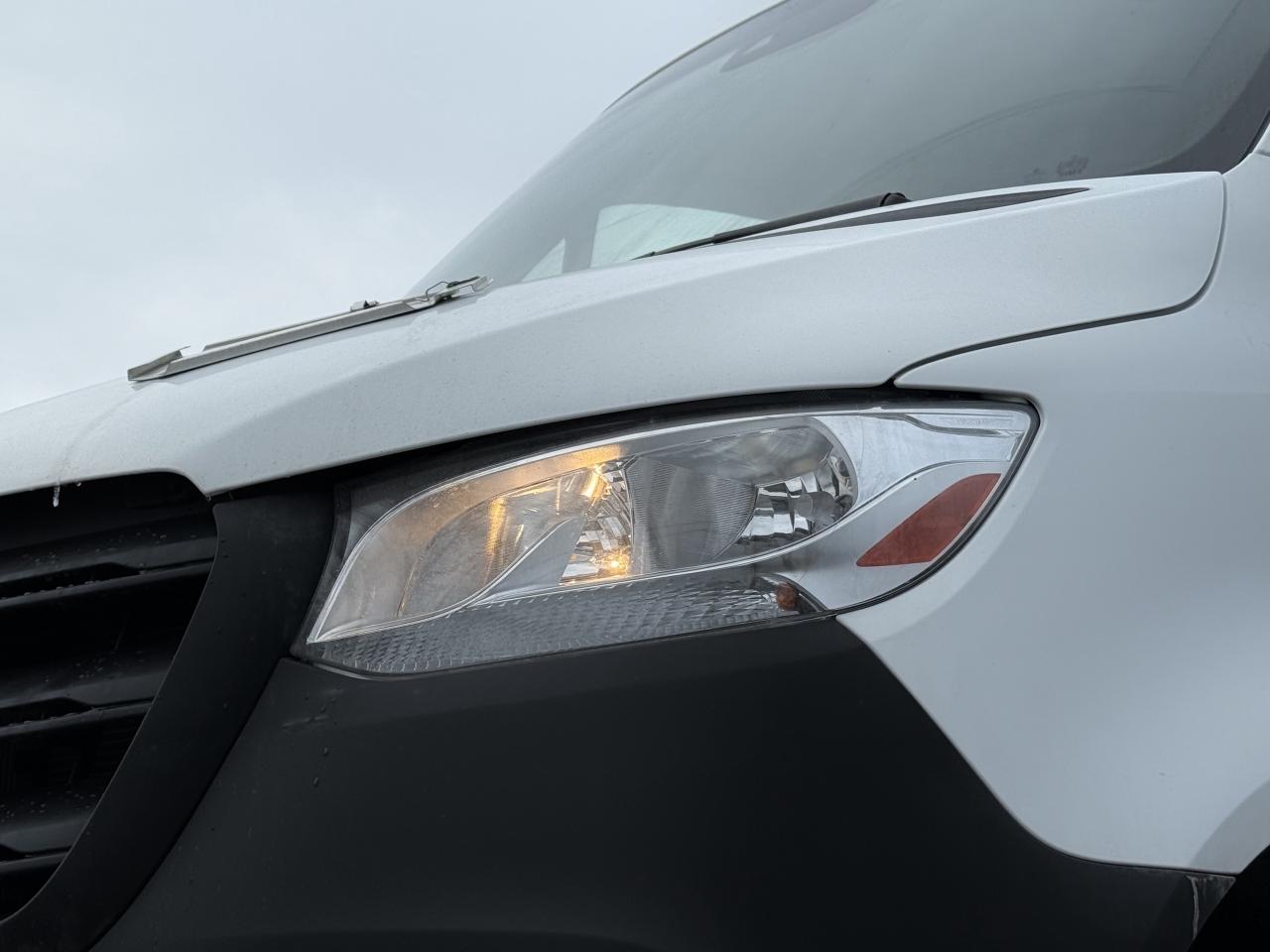 2019 Mercedes-Benz Sprinter Cargo Van 3500 High Roof V6 170  EXT l No Accident l 3500 l Photo2