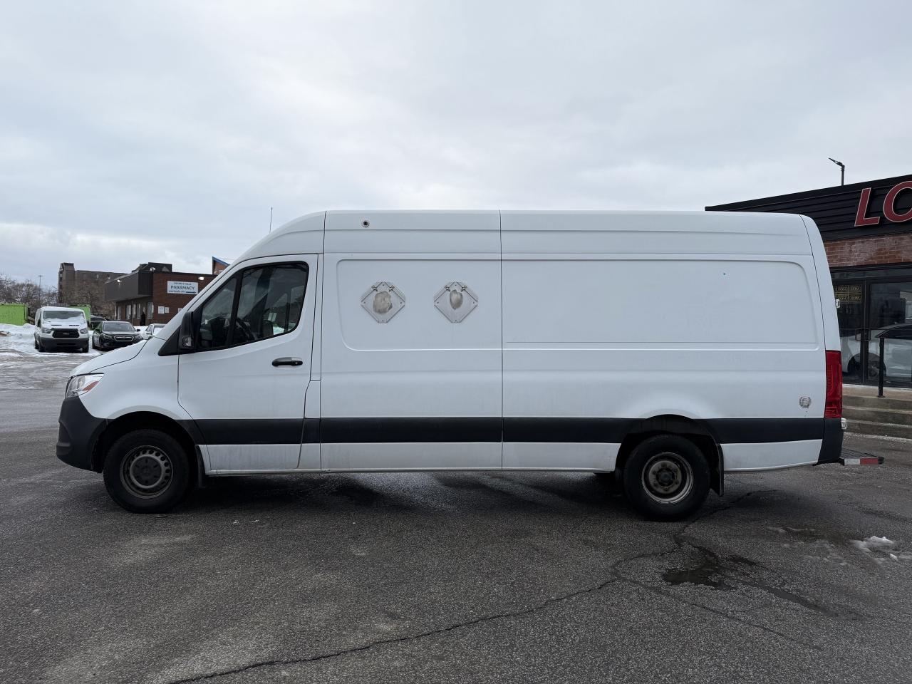 2019 Mercedes-Benz Sprinter Cargo Van 3500 High Roof V6 170  EXT l No Accident l 3500 l Photo4