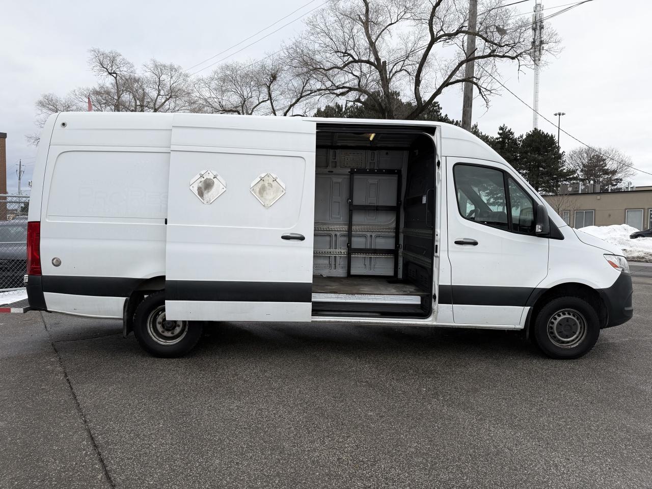 2019 Mercedes-Benz Sprinter Cargo Van 3500 High Roof V6 170  EXT l No Accident l 3500 l Photo