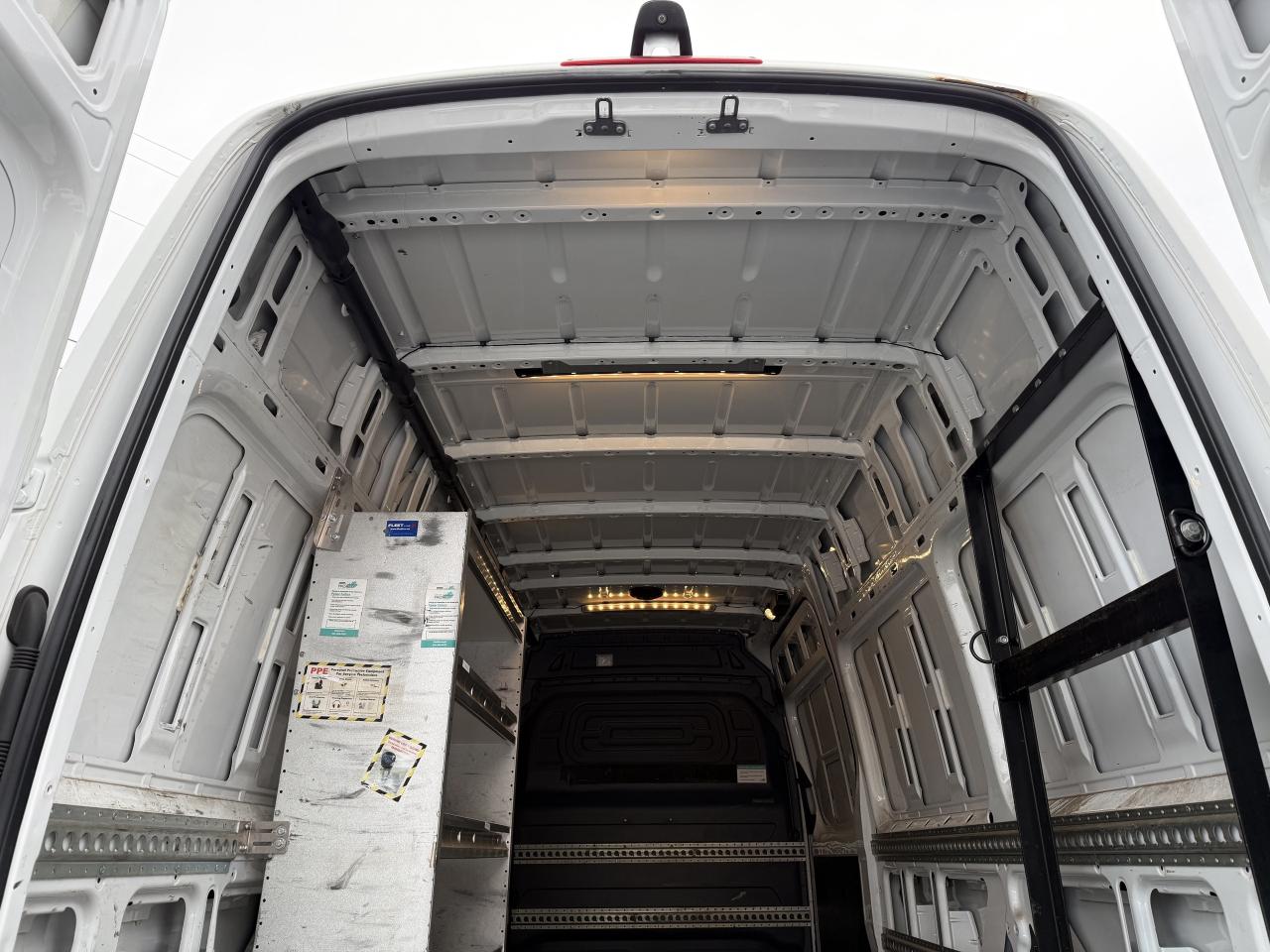 2019 Mercedes-Benz Sprinter Cargo Van 3500 High Roof V6 170  EXT l No Accident l 3500 l Photo