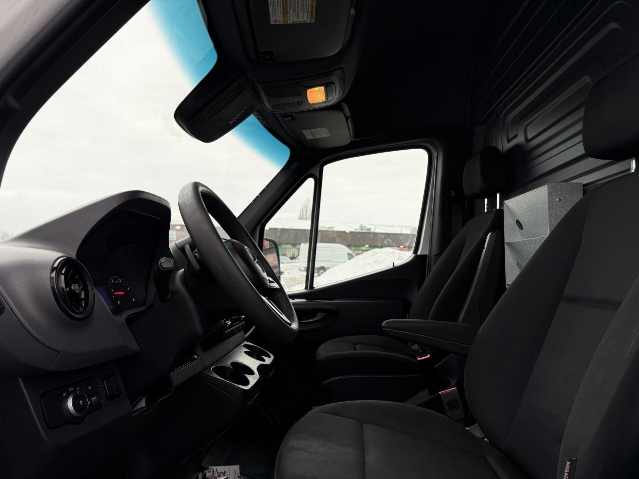 2019 Mercedes-Benz Sprinter Cargo Van 3500 High Roof V6 170  EXT l No Accident l 3500 l Photo