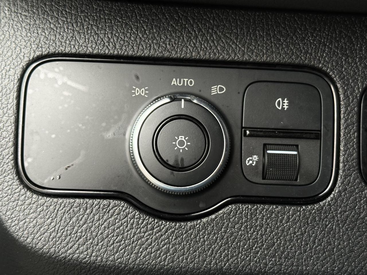 2019 Mercedes-Benz Sprinter Cargo Van 3500 High Roof V6 170  EXT l No Accident l 3500 l Photo