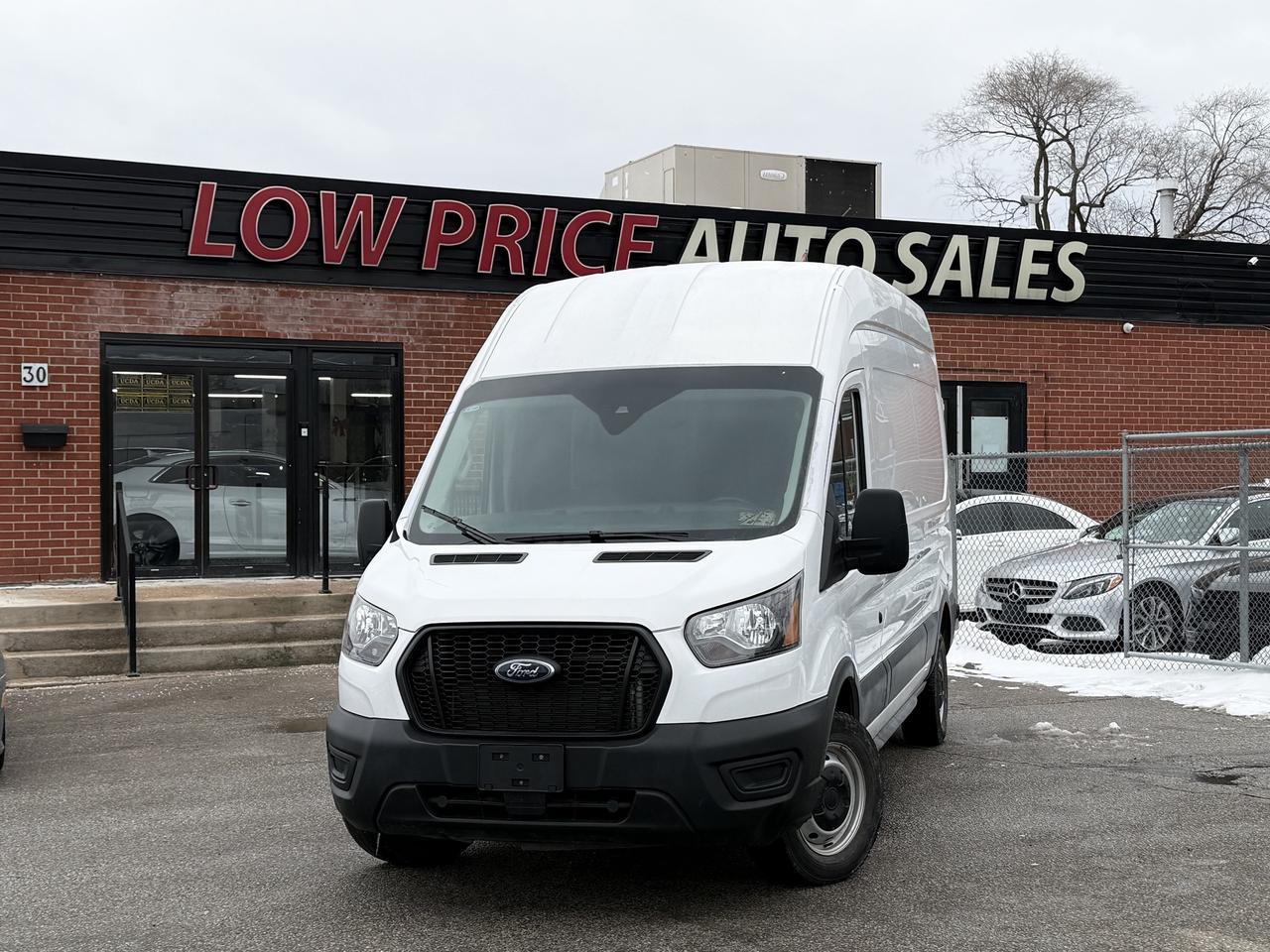2024 Ford Transit Cargo Van T-250 148" HI RF 9070 l Ford Warranty l Like New l Photo0