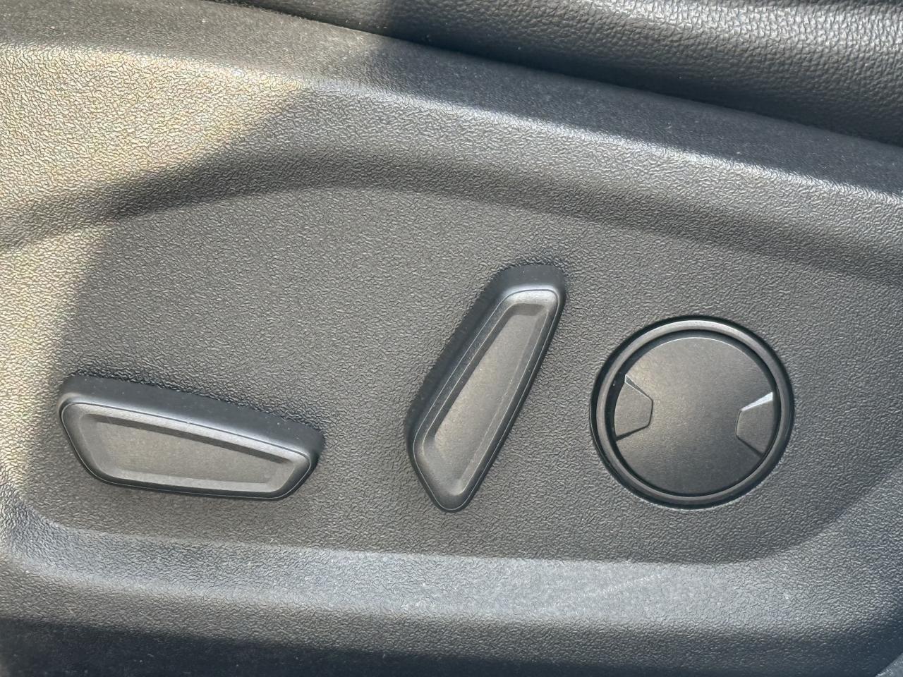 2023 Ford Edge No Accident l Titanium l AWD l Ford Warranty l Photo