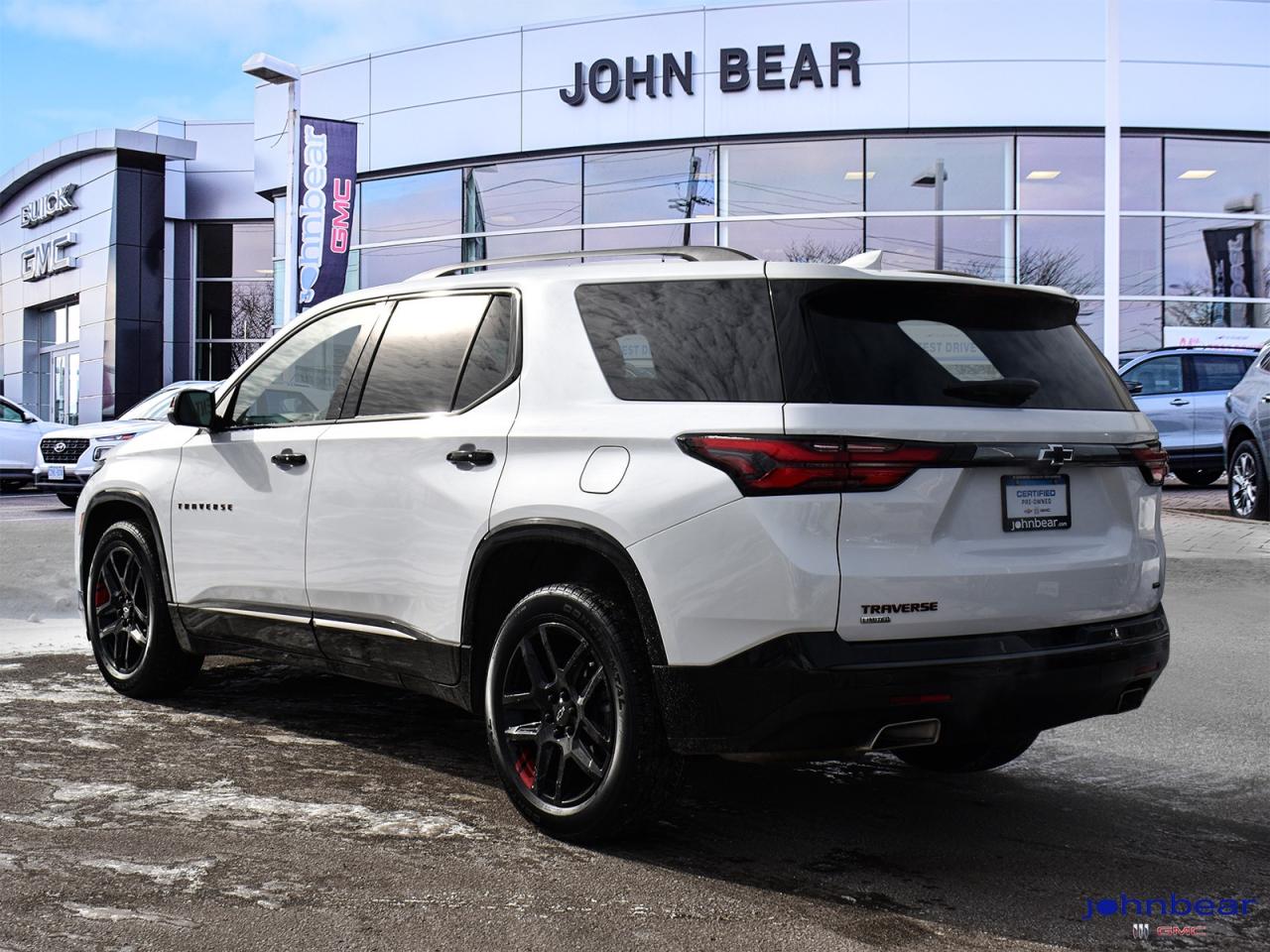 2024 Chevrolet Traverse Limited PREMIER Photo