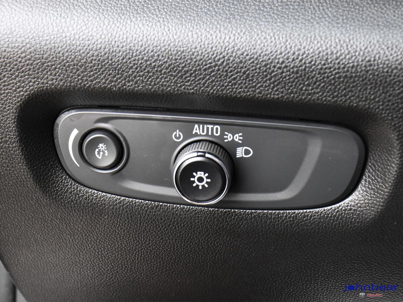 2024 Chevrolet Traverse Limited PREMIER Photo