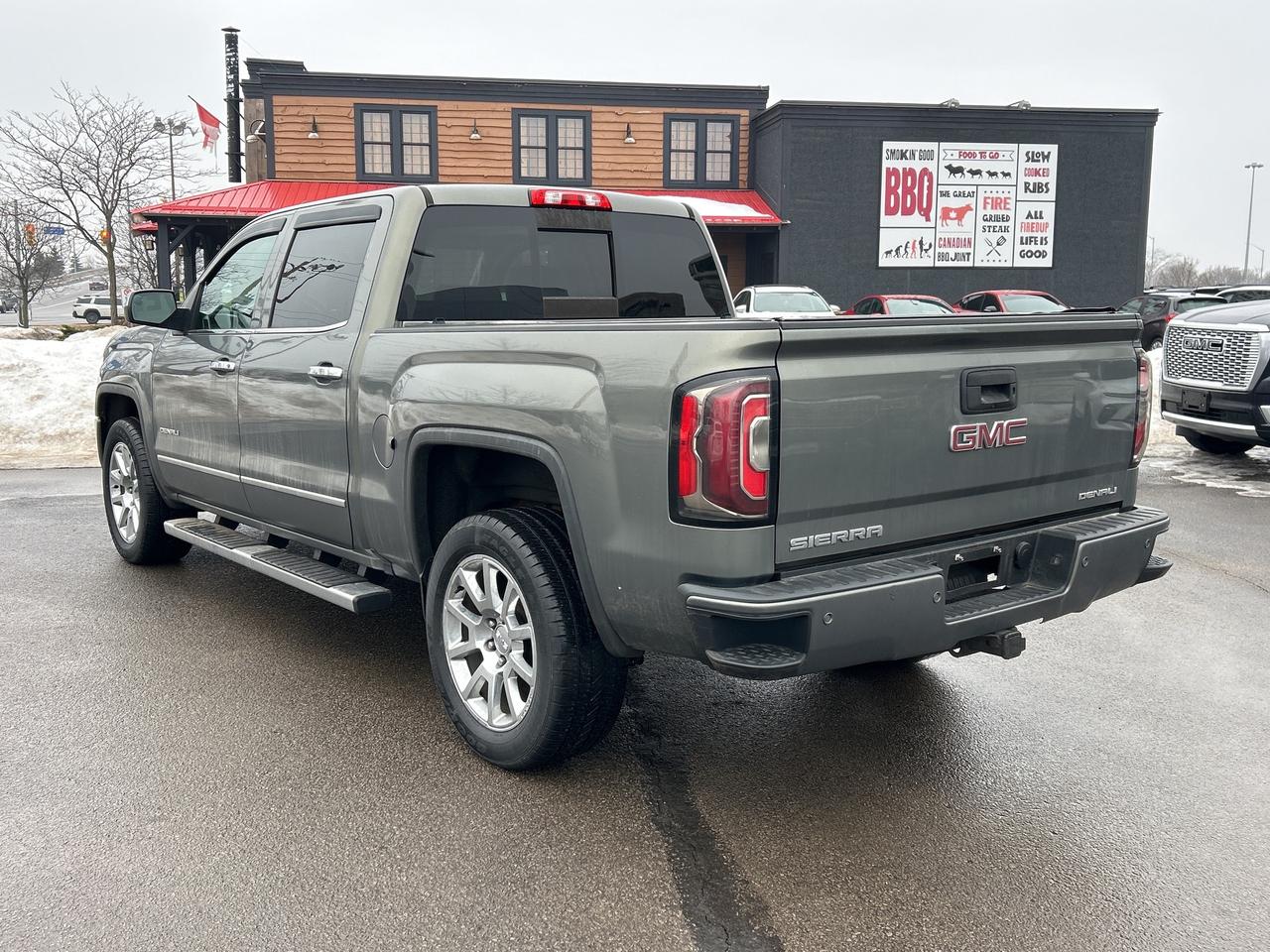 2018 GMC Sierra 1500 Denali Photo3