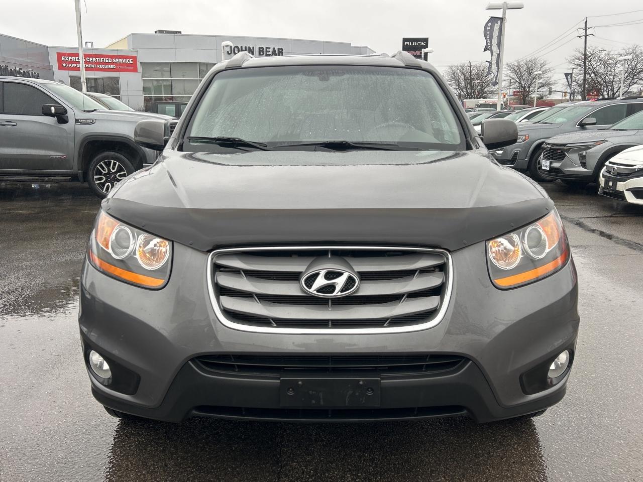 2010 Hyundai Santa Fe GL W/SPORT Photo