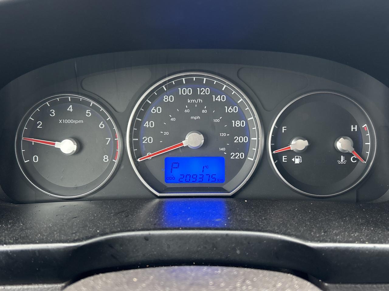 2010 Hyundai Santa Fe GL W/SPORT Photo