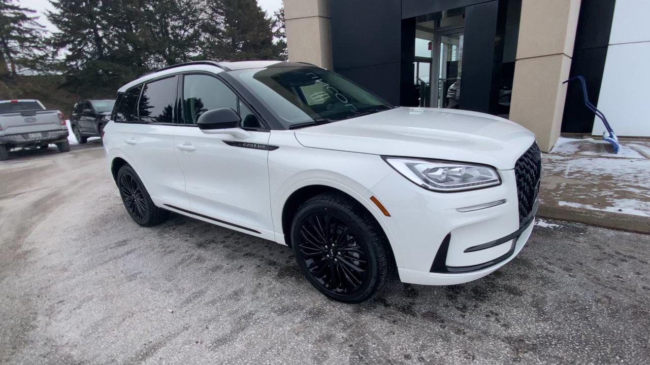 2026 Lincoln Corsair PHEV Grans Touring PHEV Photo