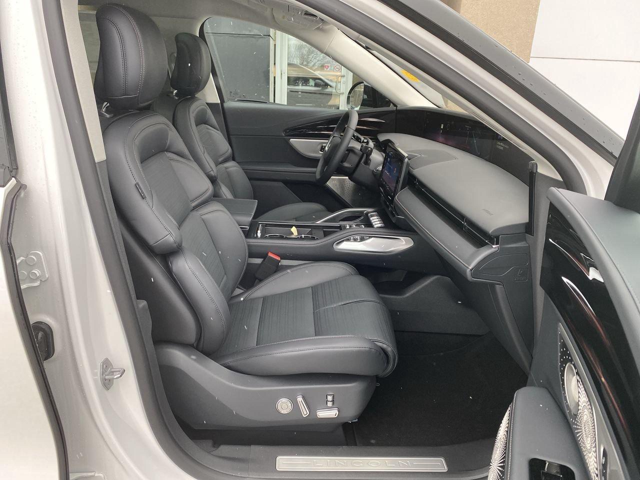 2026 Lincoln Nautilus RESERVE Photo