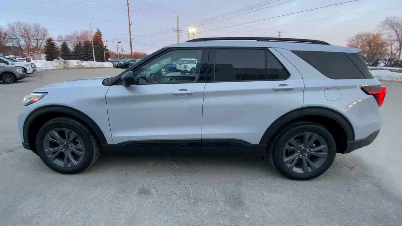 2026 Ford Explorer Active Photo