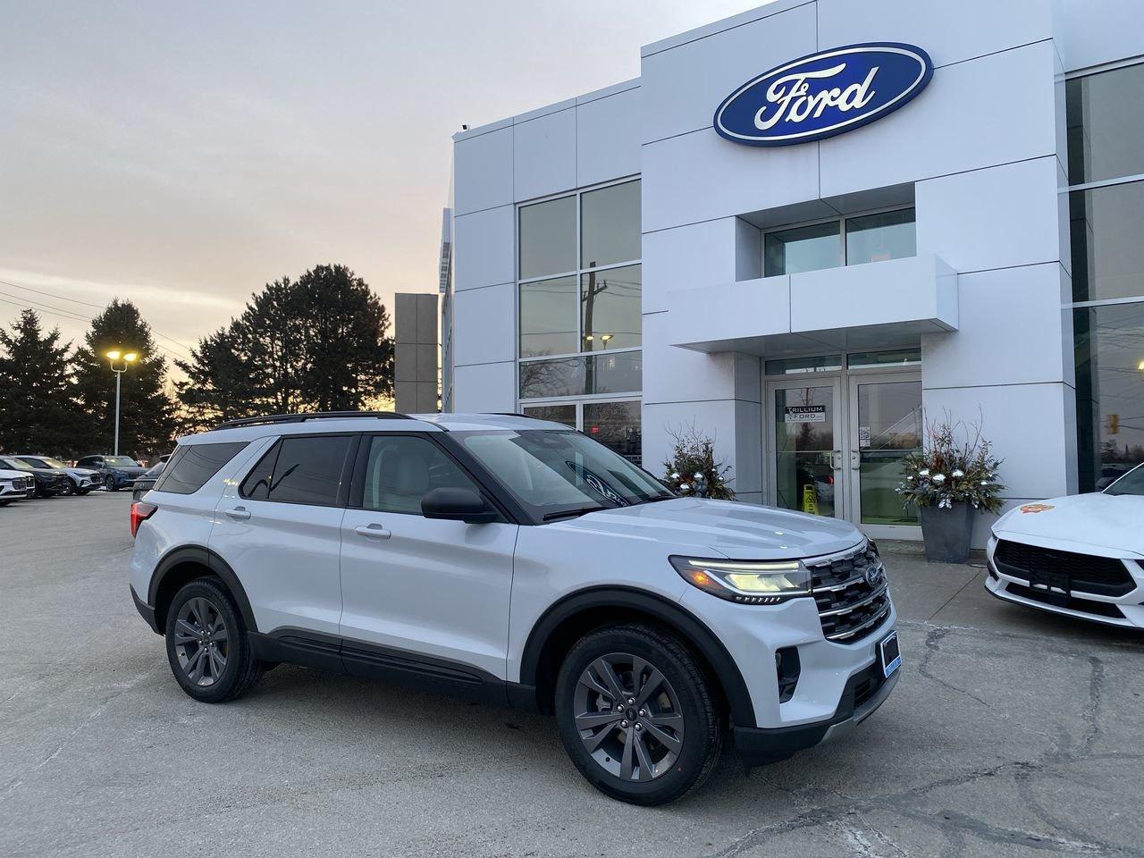 2026 Ford Explorer Active Photo0