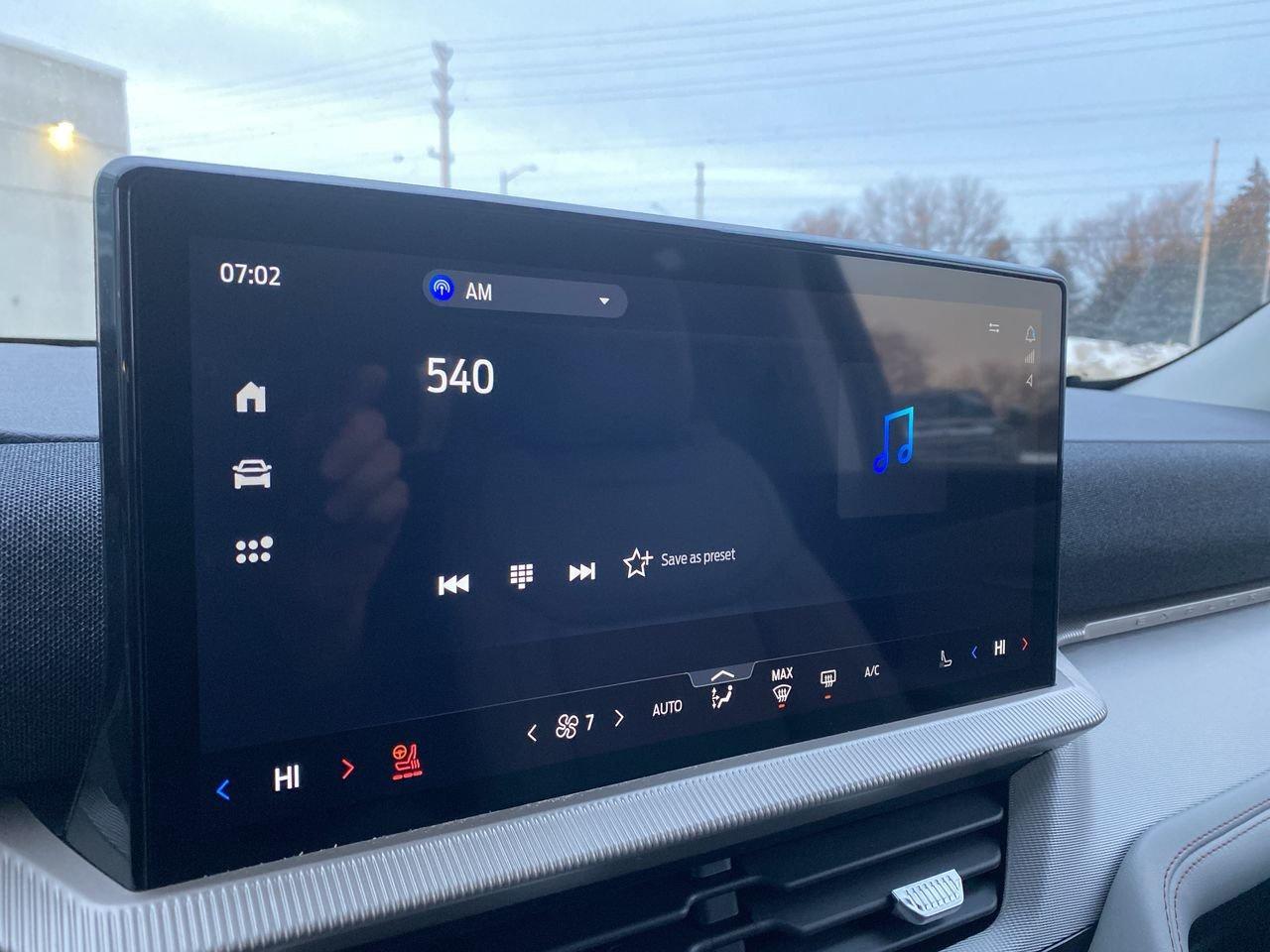2026 Ford Explorer Active Photo