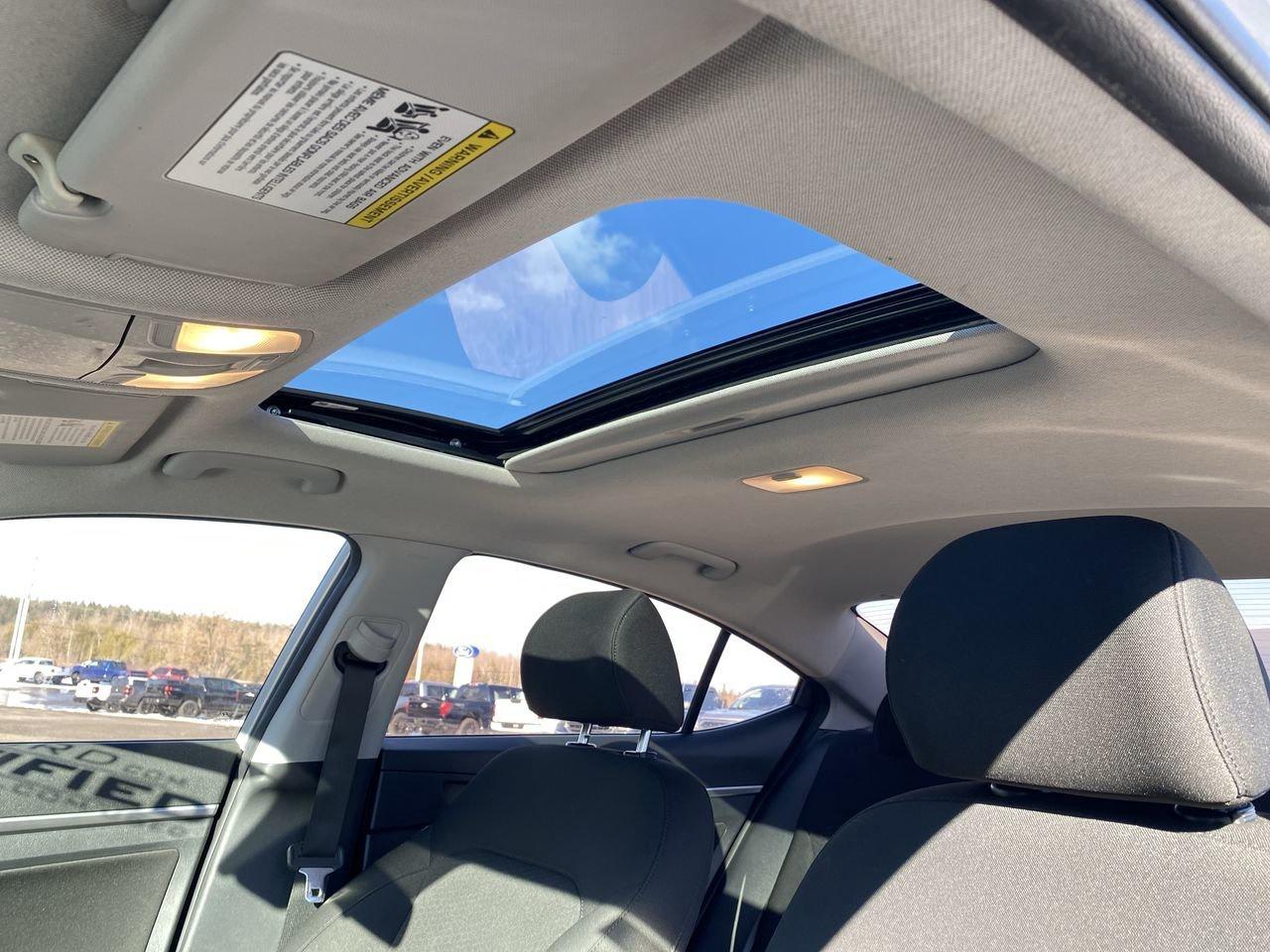 2020 Hyundai Elantra Preferred w/Sun & Safety Package Photo