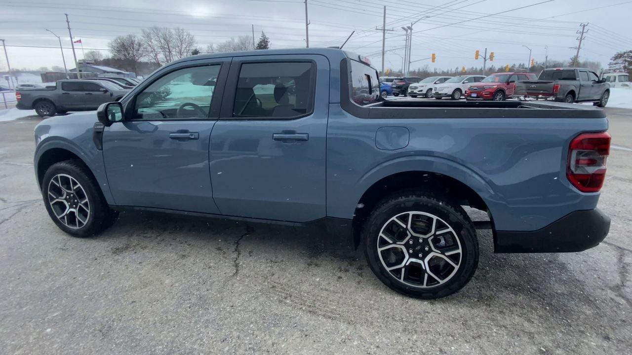 2026 Ford Maverick Hybrid Lariat Photo