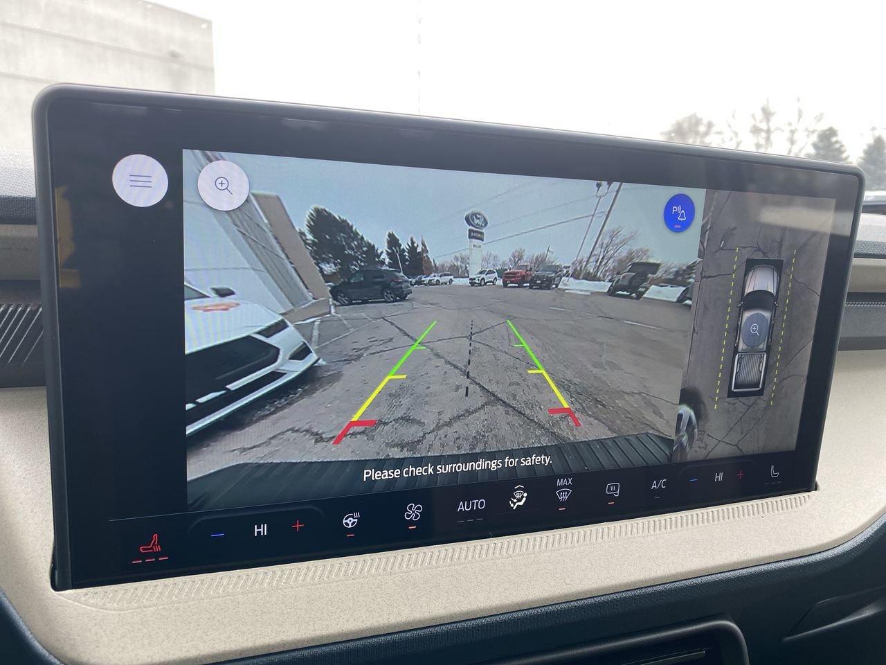 2026 Ford Maverick Hybrid Lariat Photo