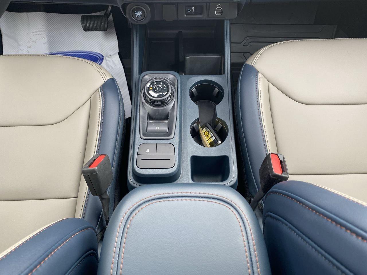 2026 Ford Maverick Hybrid Lariat Photo