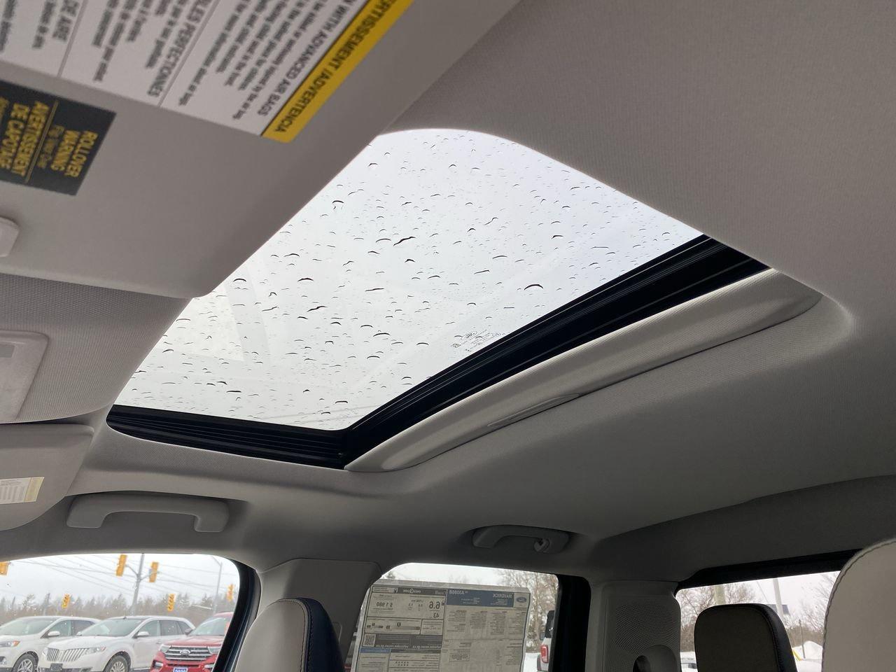 2026 Ford Maverick Hybrid Lariat Photo