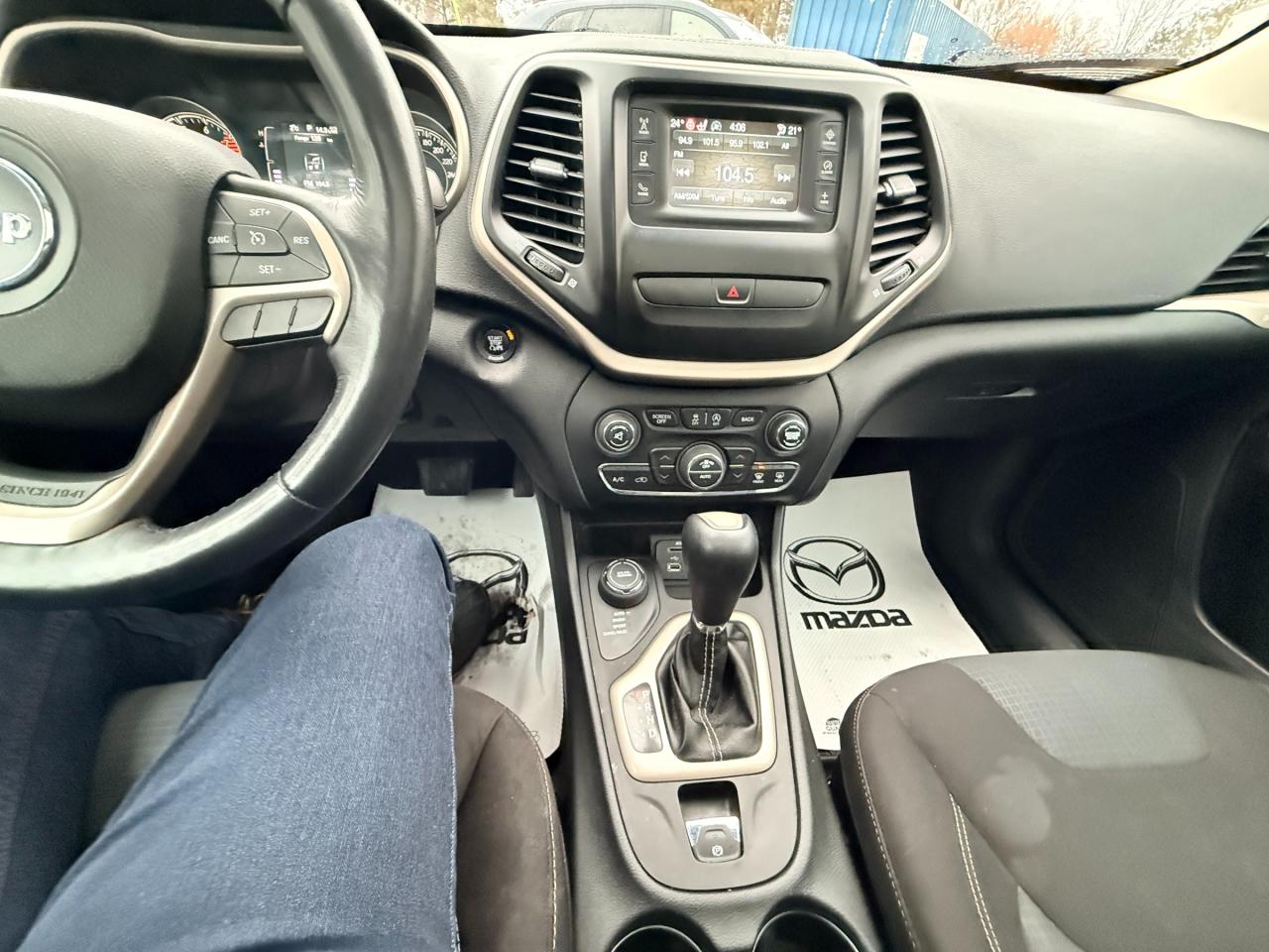 2016 Jeep Cherokee North 4dr 4x4 Photo