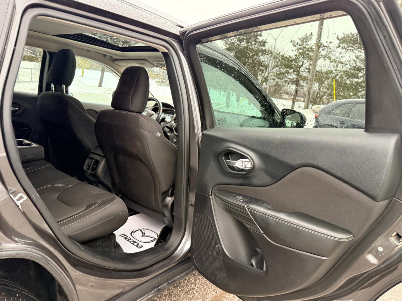 2016 Jeep Cherokee North 4dr 4x4 Photo