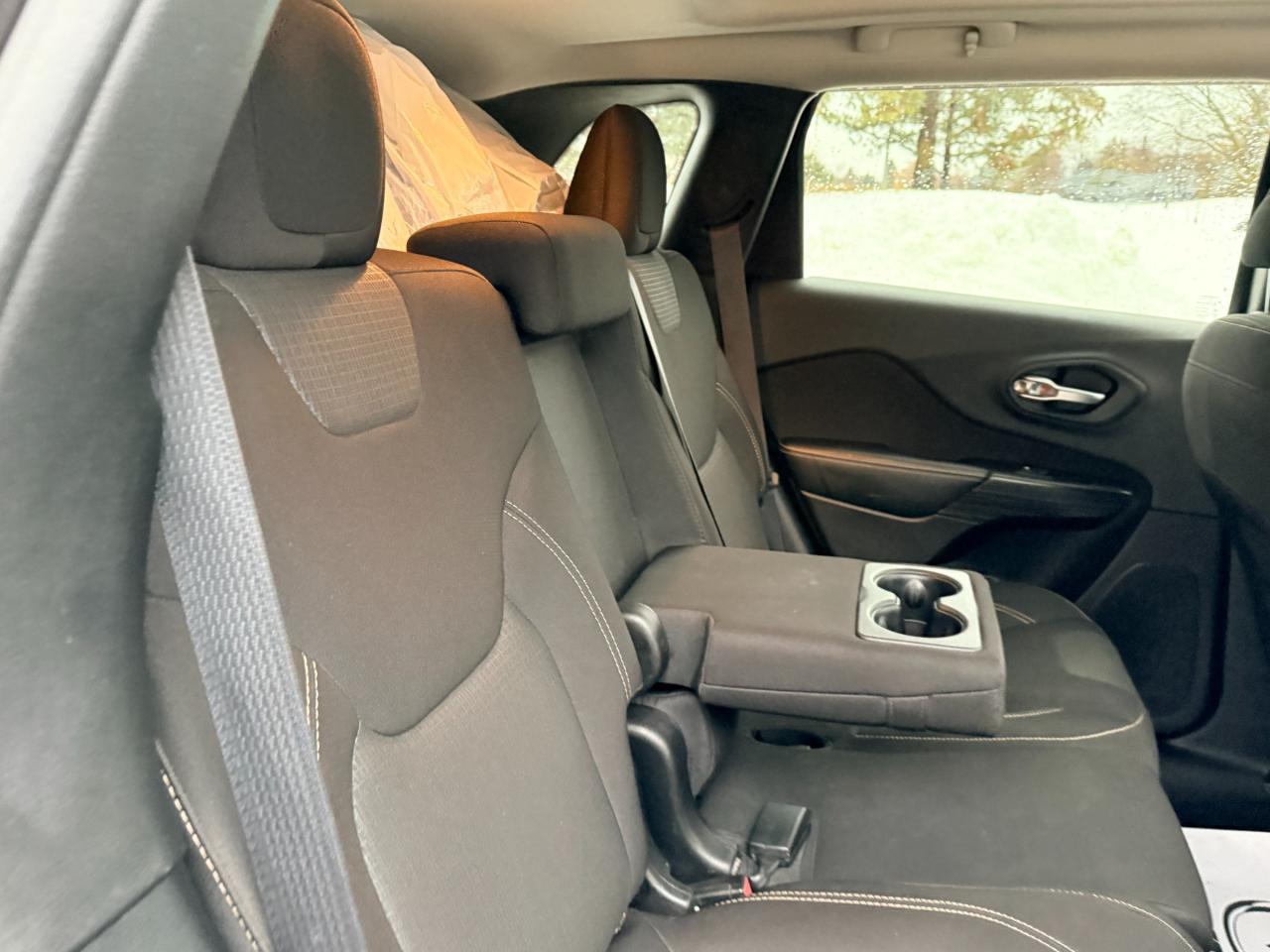 2016 Jeep Cherokee North 4dr 4x4 Photo