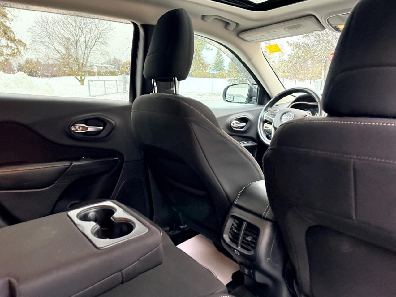 2016 Jeep Cherokee North 4dr 4x4 Photo