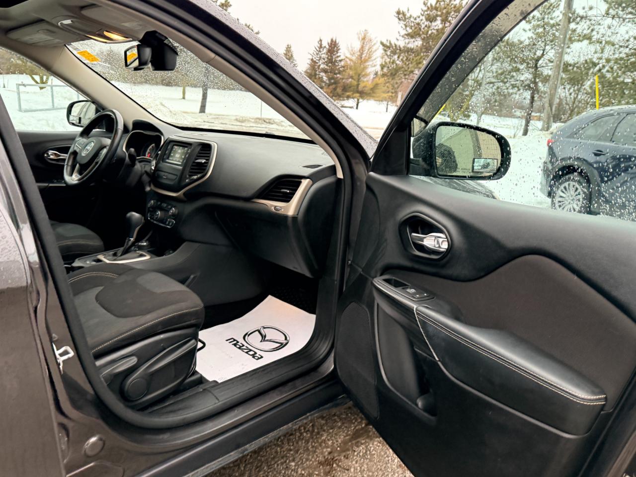 2016 Jeep Cherokee North 4dr 4x4 Photo