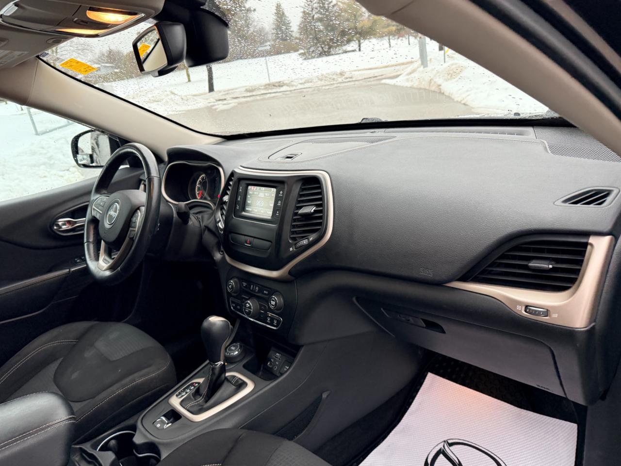 2016 Jeep Cherokee North 4dr 4x4 Photo