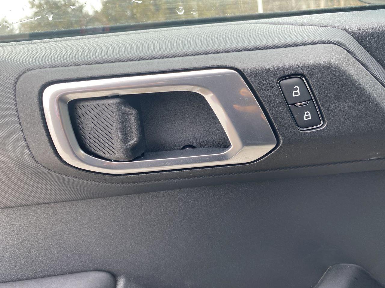 2026 Ford Bronco 4 Door Big Bend Photo