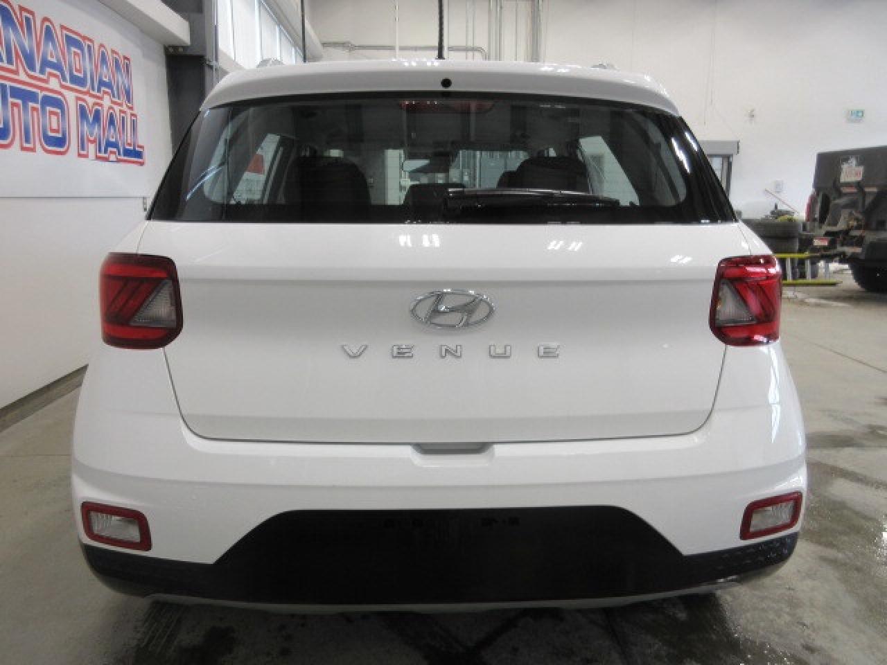 2024 Hyundai Venue PREFERRED, ALLOYS, HTD. SEATS, APPLE/ANDROID, 62K! Photo